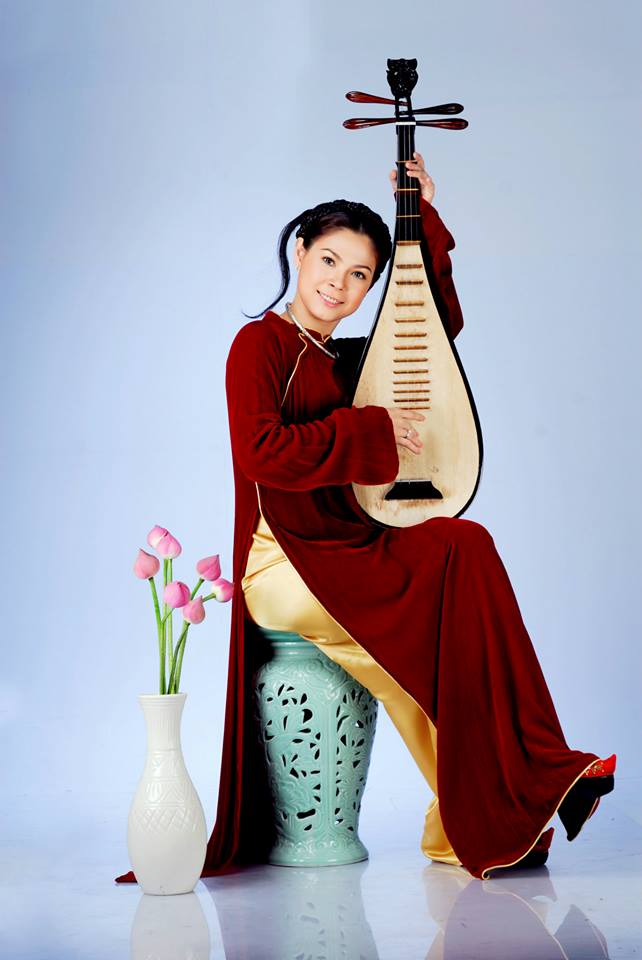 Thanh Thảo gây thương nhớ với áo dài xưa - 11