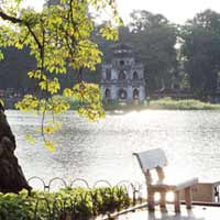 Tin tức trong ngày - Hà Nội nắng ấm, TP.HCM triều cường lên cao