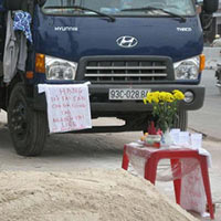 Tin tức trong ngày - “Khủng bố” để đòi nợ: Khó xử lý hình sự