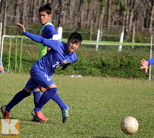 Vào "nhà" bầu Đức, xem U19 “luyện công” (Kỳ 2) - 4