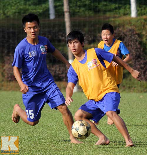 Vào "nhà" bầu Đức, xem U19 “luyện công” (Kỳ 2) - 7