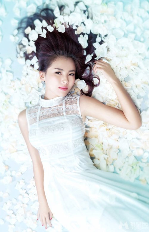 Những mỹ nhân tuổi Ngọ hot nhất Cbiz - 2