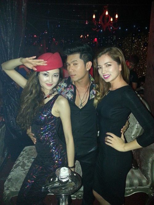 Sao Việt làm gì đầu năm mới? - 8