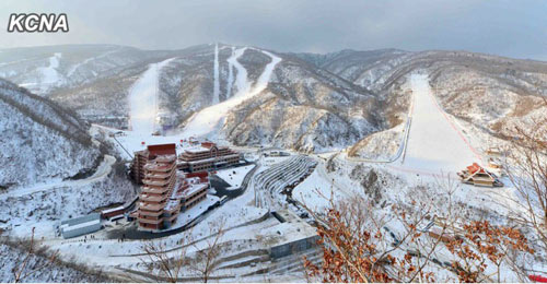 Ảnh: Khu trượt tuyết 300 triệu USD ở Triều Tiên - 2