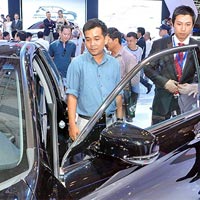 Kinh doanh - Ô tô khu vực ASEAN: Giảm thuế vẫn chưa hấp dẫn