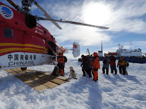 Giải cứu hành khách tàu Nga mắc kẹt ở Nam Cực - 1