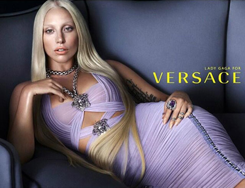 Lady Gaga's Sєxy topless pH๏τo leaked - 3