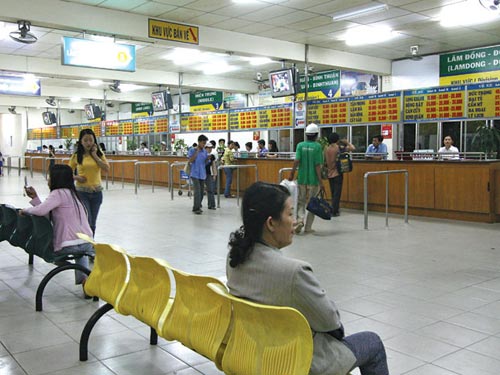 Vé xe ủy thác: Nâng chất vẫn ế, vì sao? - 1