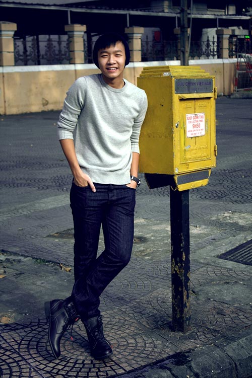 Hotboy 16 tuổi tung ảnh mắt hí gây sốt - 5