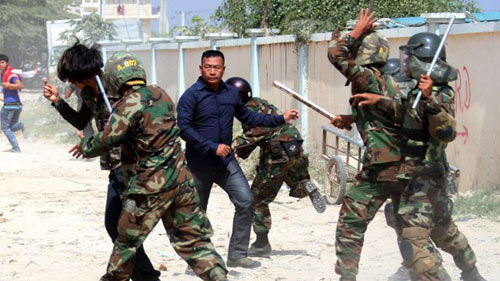 Campuchia: Quân đội nổ súng trấn áp biểu tình - 1