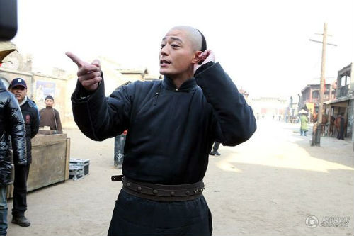 Mỹ nam cạo trọc đầu vì phim cảm động - 4