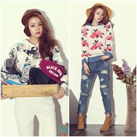 Thời trang công sở - Quý cô quyến rũ cùng áo hoa cổ điển