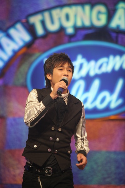 Những hot boy gây sốt ở Vietnam Idol - 2