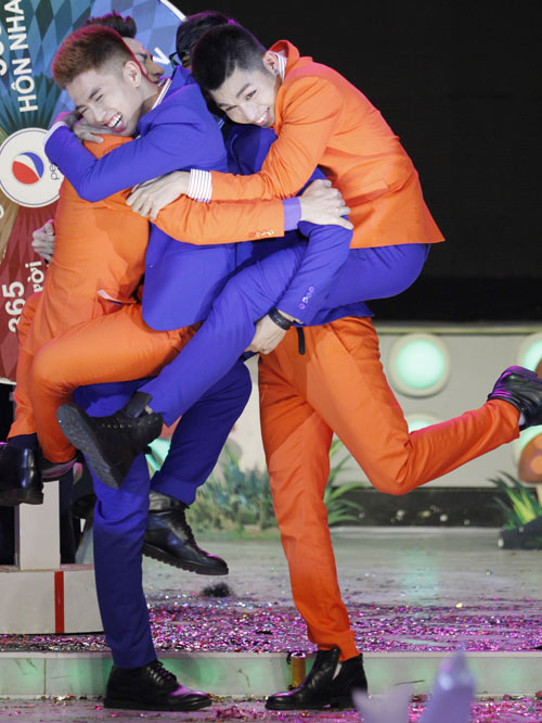 365 nhí nhảnh giả gái thành Ngô Thanh Vân - 7