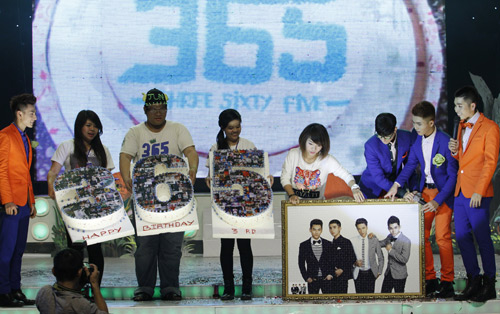 365 nhí nhảnh giả gái thành Ngô Thanh Vân - 17