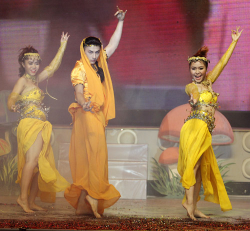 365 nhí nhảnh giả gái thành Ngô Thanh Vân - 3