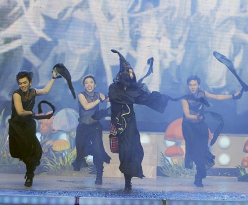 365 nhí nhảnh giả gái thành Ngô Thanh Vân - 5