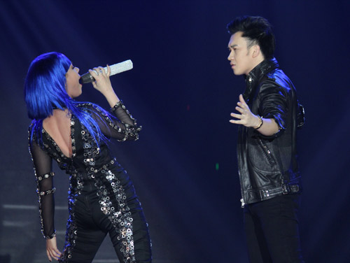 Thanh Thảo hôn Mr. Đàm say đắm - 15