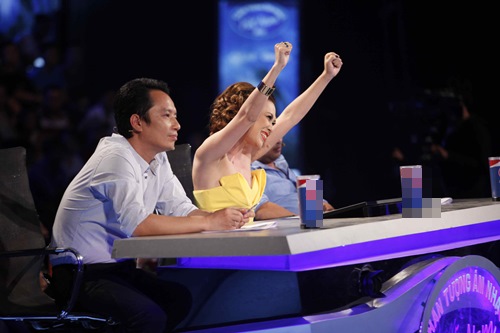 Giám khảo Idol phấn khích thí sinh The Voice - 4