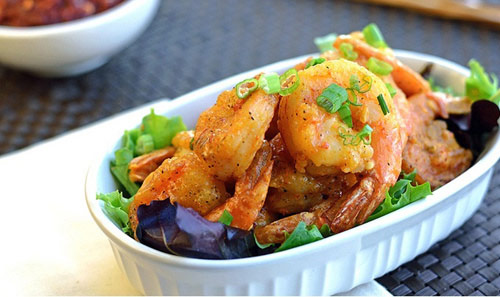 Thử làm tôm xốt kiểu mới thơm ngon - 11