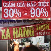 2013: Thời trang Việt “được mùa” giảm giá!