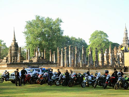 Nhật ký trên những đôi giày (P.1) - 2