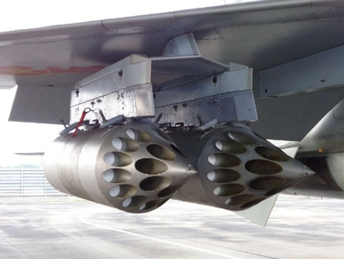 Oai hùng Su 30MK2 của VN diễn tập bắn ném - 3