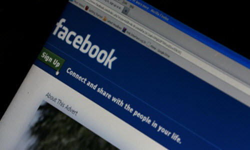 Facebook "hầu tòa" vì theo dõi tin nhắn người dùng - 1