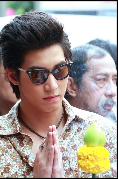 Bí mật động trời của Nữ hiệp áo đen - 2