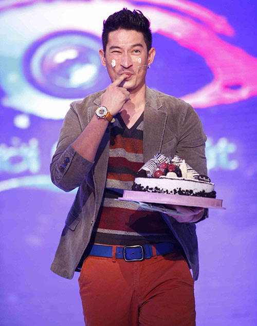 "Cô gái nude" có cơ hội nhận giải 2 tỷ - 5