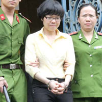 Pháp luật - Cấp dưới “đẩy tội” cho "siêu lừa" Huyền Như