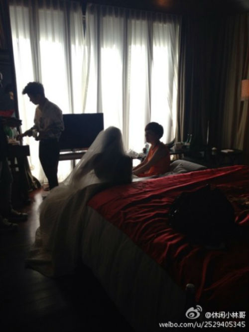 Nụ hôn, nước mắt hạnh phúc Dương Mịch ngày cưới - 2