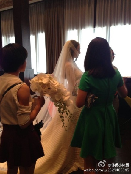 Nụ hôn, nước mắt hạnh phúc Dương Mịch ngày cưới - 3