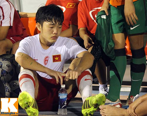 U19 Việt Nam: Trò bế tắc, thầy bất lực - 8