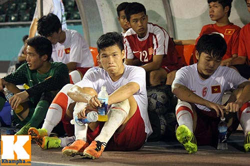 U19 Việt Nam: Trò bế tắc, thầy bất lực - 7