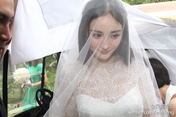 Nụ hôn, nước mắt hạnh phúc Dương Mịch ngày cưới - 4