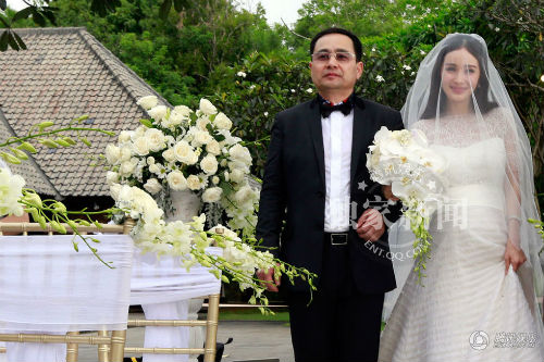 Nụ hôn, nước mắt hạnh phúc Dương Mịch ngày cưới - 8