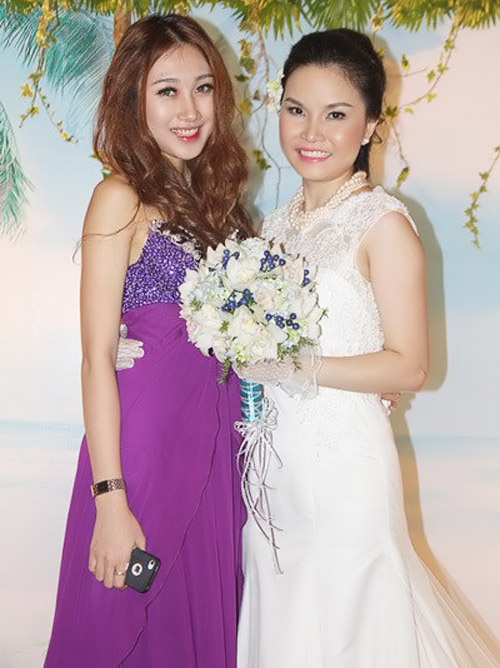 6 cặp chị em ruột không giống nhau của Vbiz - 11