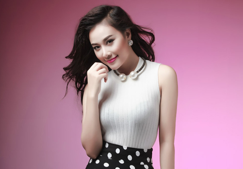 Hà Thúy Anh dịu ngọt đầu xuân - 11