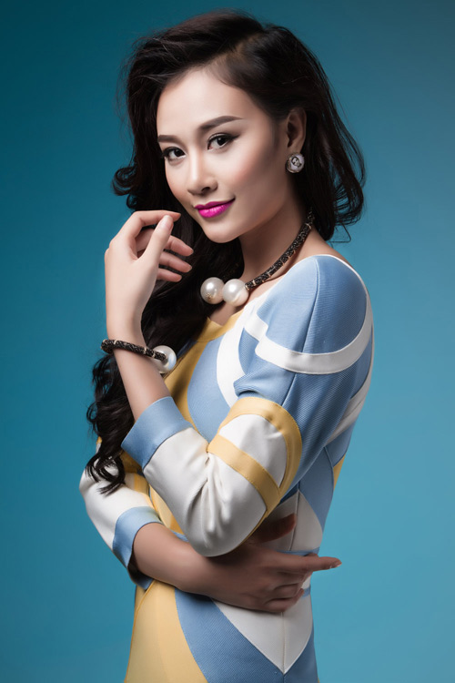 Hà Thúy Anh dịu ngọt đầu xuân - 7