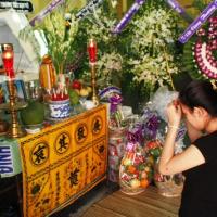 Pháp luật - Chở bạn gái đi chơi, nửa đêm bị đâm chết