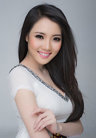 Ngô Quang Hải lên chức bố ở tuổi 47 - 5