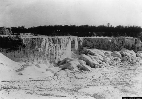 Mỹ: Thác Niagara đóng băng tuyệt đẹp - 9