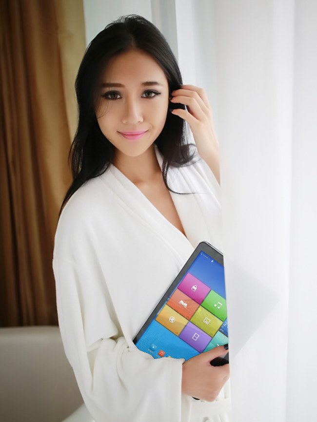 Thiên thần đẹp mê mẩn bên smartphone

Kiều nữ tóc vàng gợi cảm cùng tai nghe

"Bổ mắt" ngắm mỹ nữ bên tai nghe cao cấp

Smartphone lu mờ trước sức "nóng" của mỹ nữ
