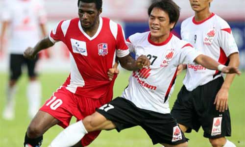Khai mạc V-League 2014: Bóng V-League lại lăn - 1