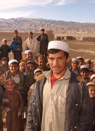 Hai người đàn ông phi thường đi khắp thế giới - 3