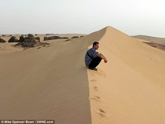 Hai người đàn ông phi thường đi khắp thế giới - 12