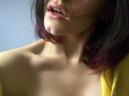 Bất đắc dĩ làm “gái một con” - 1