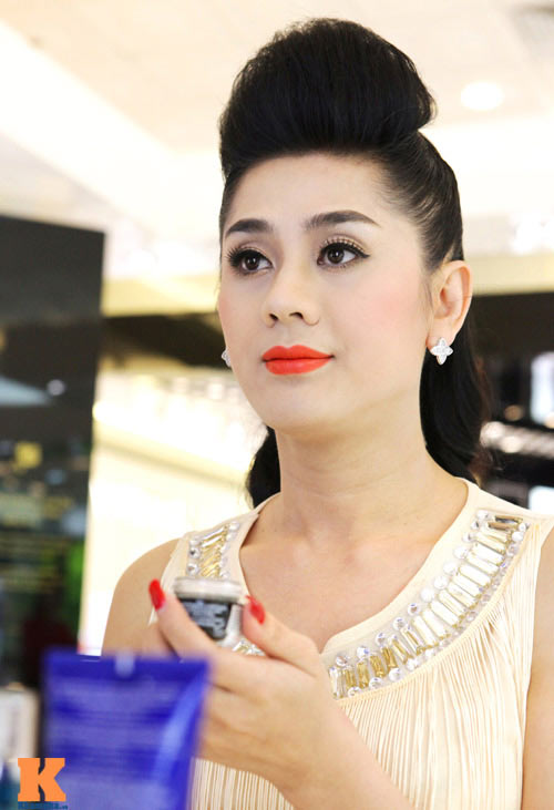 Khi sao bị son phấn phản bội! - 5