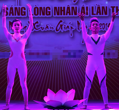 Mỹ An rạng rỡ bên Hoàng tử the Voice - 8